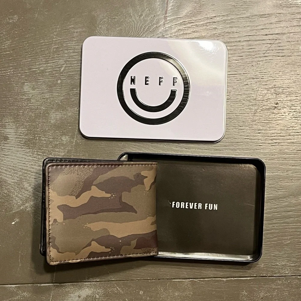 Neff Camo Wallet In Metal Canister NWT Bifold
